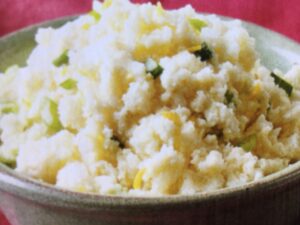 DELICIOUS GREEK YOGURT MASHED POTATES