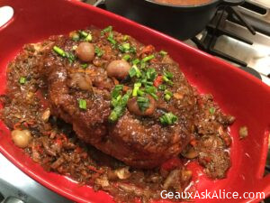 EASY PORK SHOULDER ROAST WITH PEARL ONIONS AND MUSHROOM GRAVY