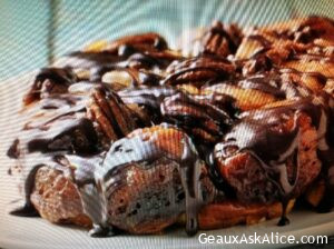 TURTLE MONKEY BREAD (CROCK POT/SLOW COOKER)