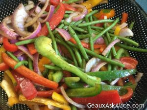 BEEF, CHICKEN AND VEGGIE FAJITA MIX