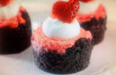 Delicate Mini Berry Cheesecakes