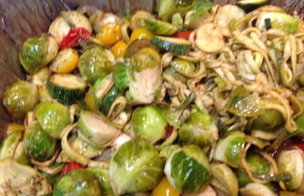 Spiralized Zucchini with Roasted Brussels Sprout